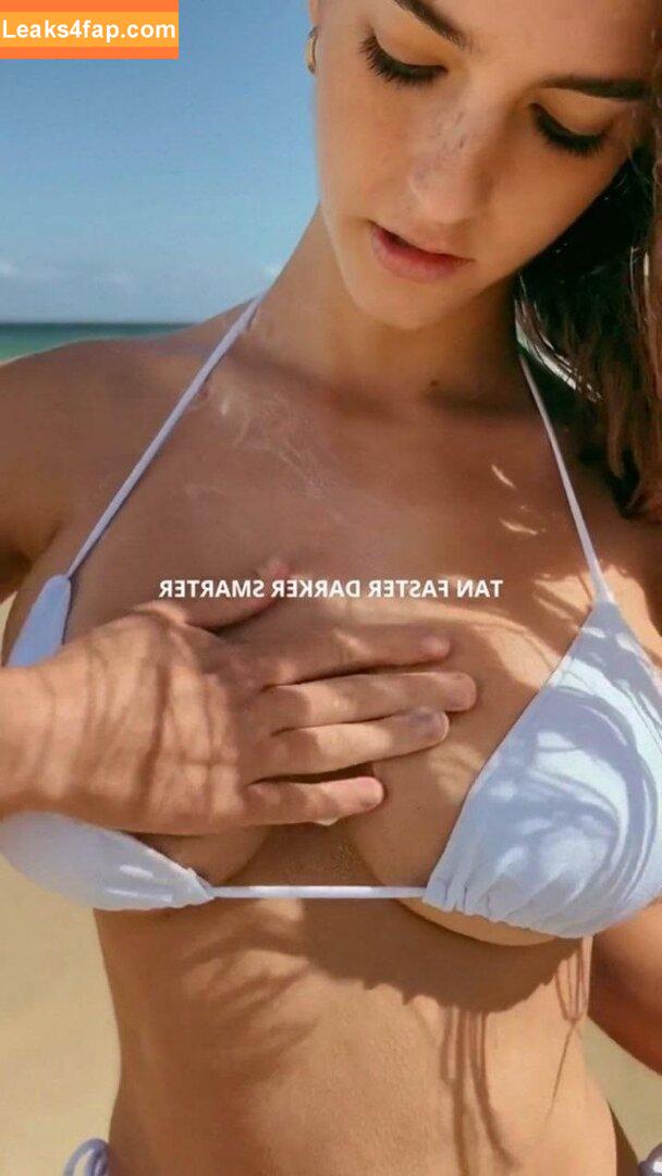 Emily Feld / emily.feld leaked photo photo #0333