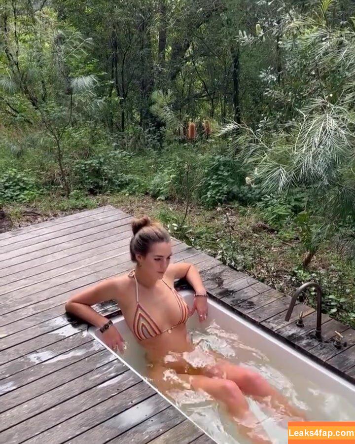 Emily Feld / emily.feld leaked photo photo #0618