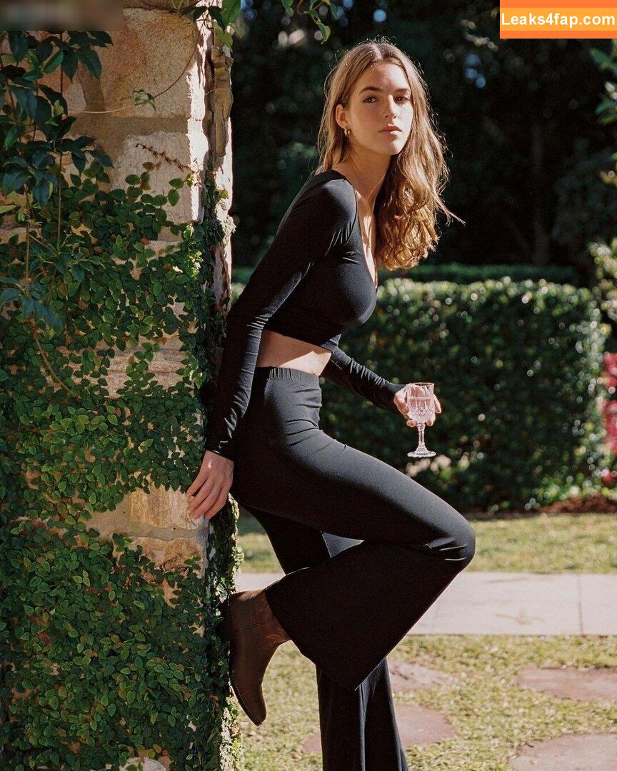 Emily Feld / emily.feld leaked photo photo #0686