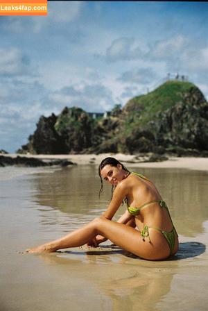 Emily Feld photo #0388