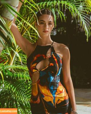 Emily Feld photo #0493