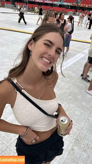 Emily Feld photo #0721