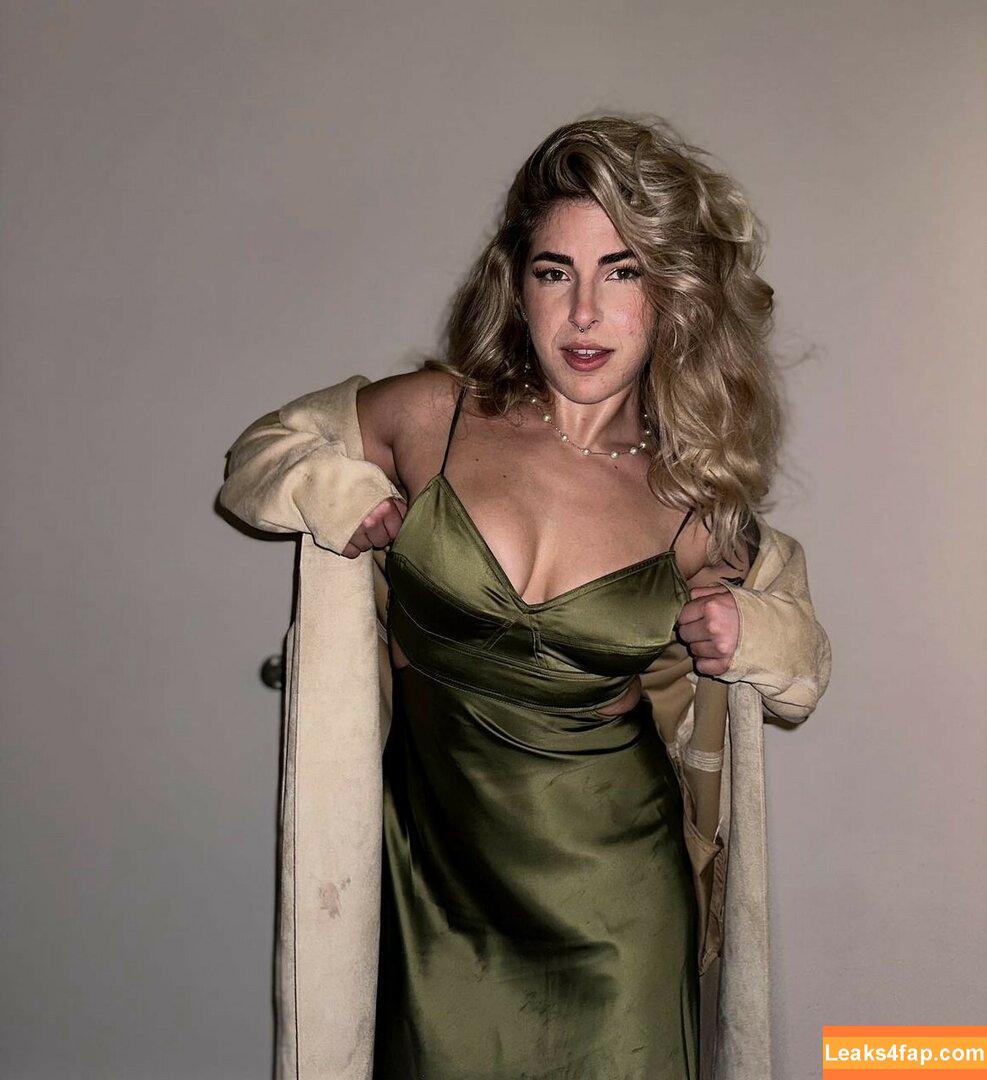 Emily Joel / _the_joel_ / emilyjoel10 / jordanelizabeth leaked photo photo #0005