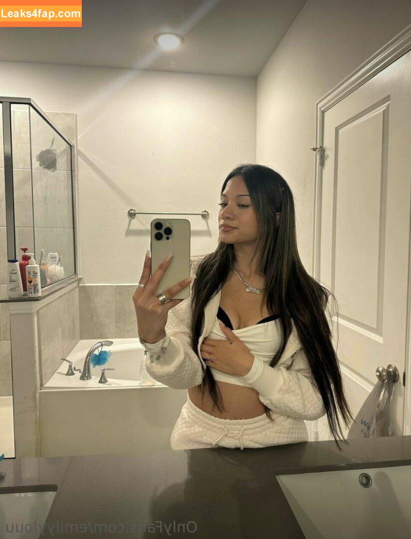 Emily Lou / Emilyylouu / Emilyylouu1 / emilyylouu_ leaked photo photo #0009