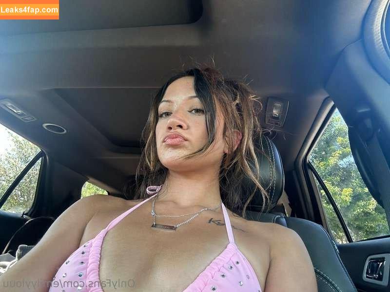Emily Lou / Emilyylouu / Emilyylouu1 / emilyylouu_ leaked photo photo #0019