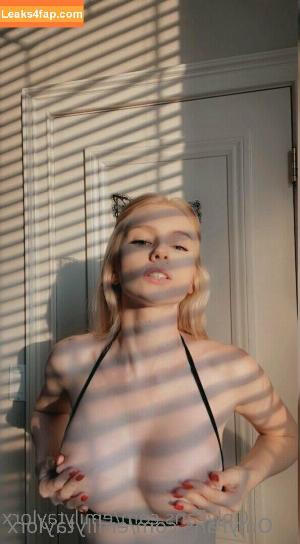 emilytaylorx photo #0010