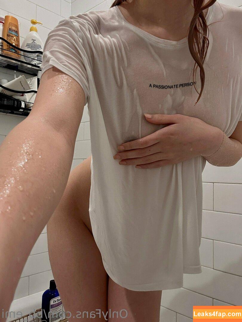 Emilythebearrr_ / bb_emi / emilythebearrr leaked photo photo #0102