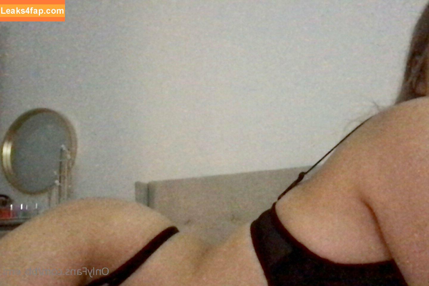 Emilythebearrr_ / bb_emi / emilythebearrr leaked photo photo #0136