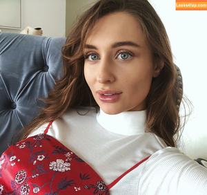 Emma Amelia photo #0017