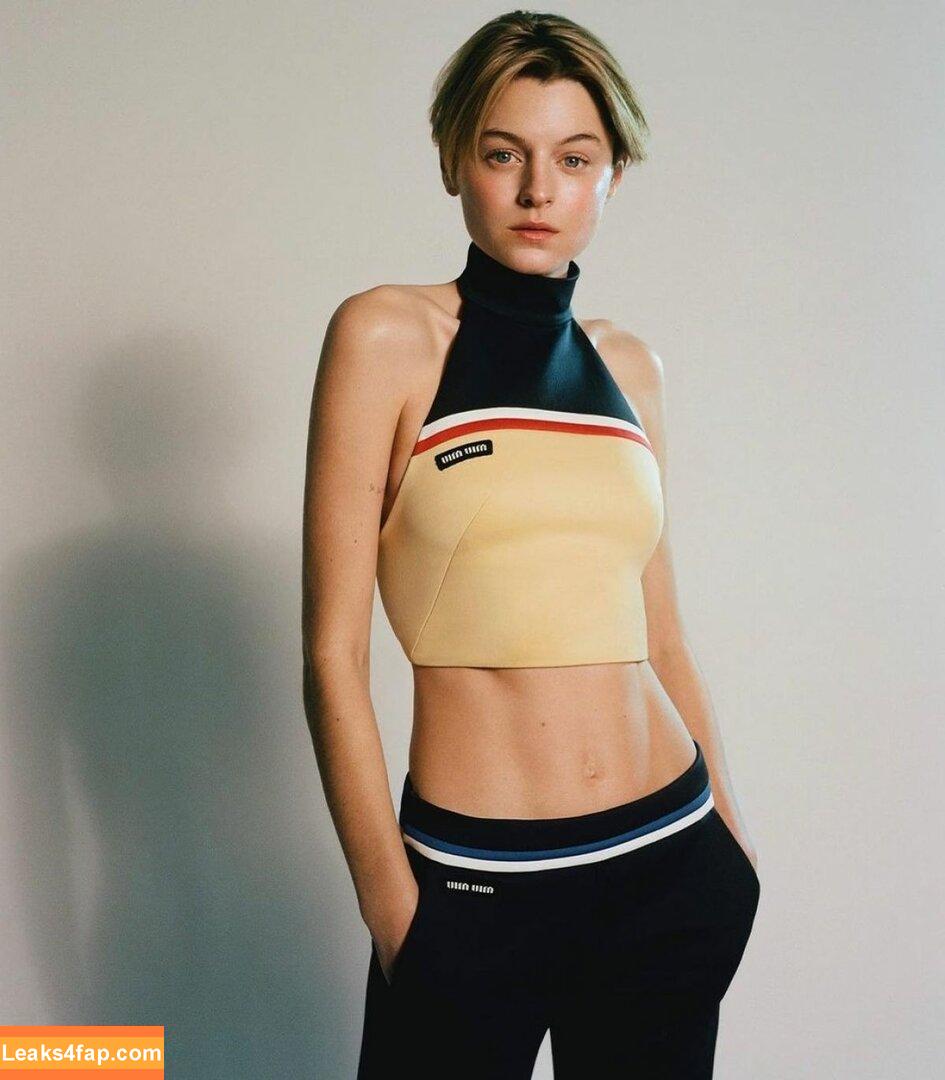Emma Corrin / emmalouisecorrin leaked photo photo #0018