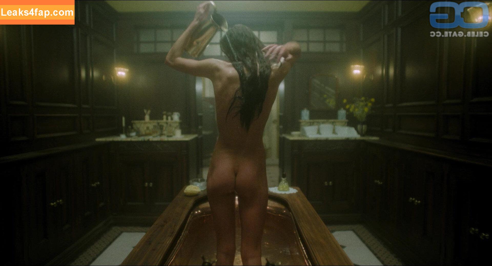 Emma Corrin / emmalouisecorrin leaked photo photo #0280