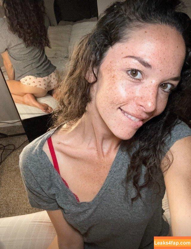 Emma Hall / emma-hall / emmaahall5 / emmahallyall / emmanovak leaked photo photo #0038
