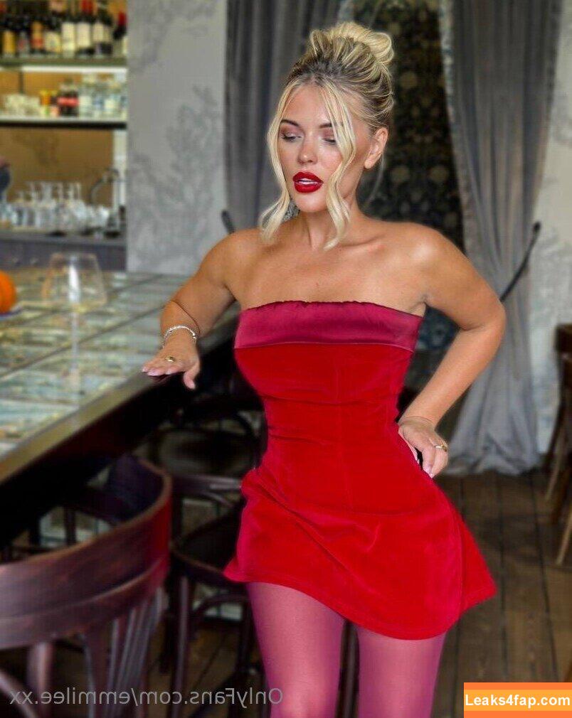 emmilee.xx / Emily leaked photo photo #0037