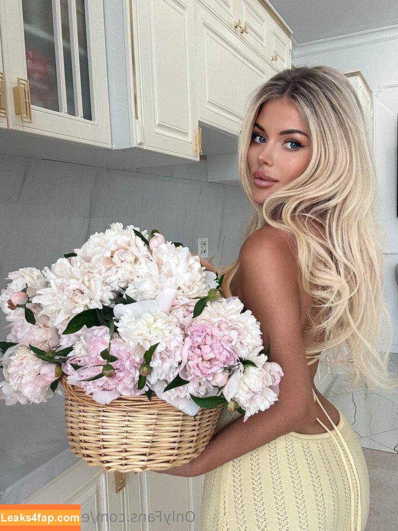 emmilee.xx / Emily leaked photo photo #0092