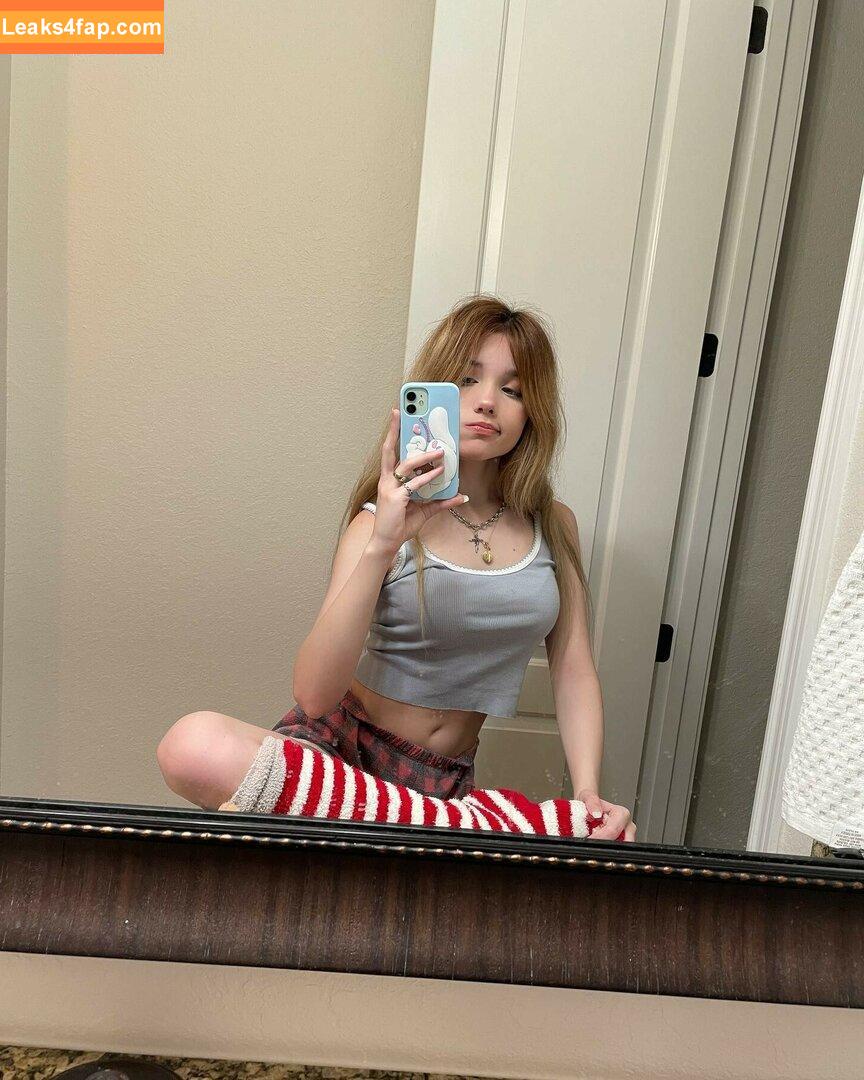 emmyuh / emmybeehz / emmyurr leaked photo photo #0011