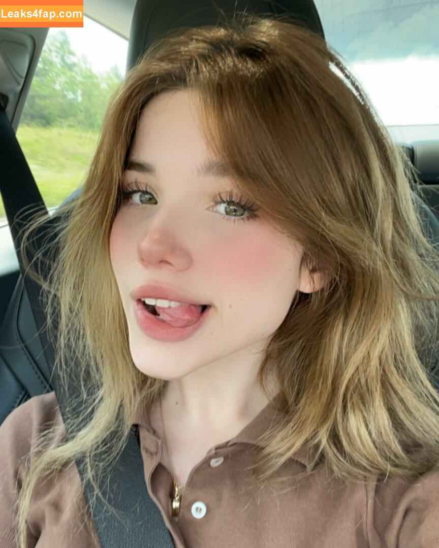 emmyuh / emmybeehz / emmyurr leaked photo photo #0012