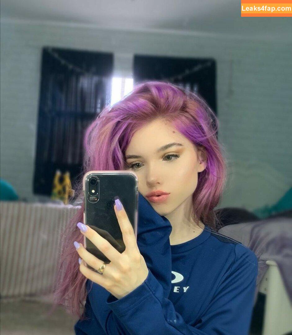 emmyuh / emmybeehz / emmyurr leaked photo photo #0014