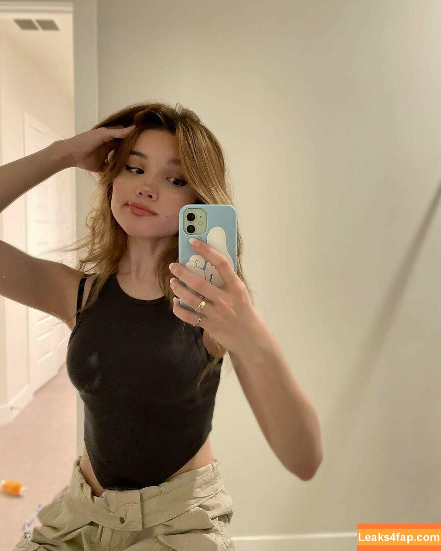 emmyuh / emmybeehz / emmyurr leaked photo photo #0020