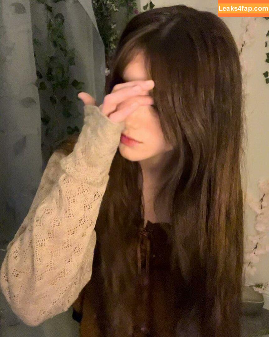 emmyuh / emmybeehz / emmyurr leaked photo photo #0082