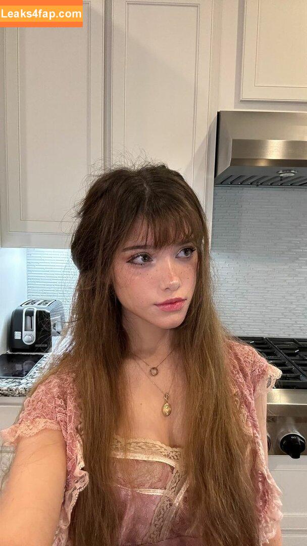 emmyuh / emmybeehz / emmyurr leaked photo photo #0102