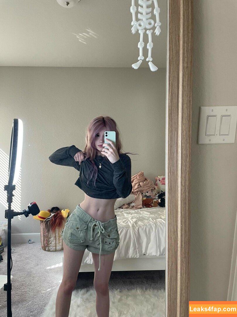 emmyuh / emmybeehz / emmyurr leaked photo photo #0107