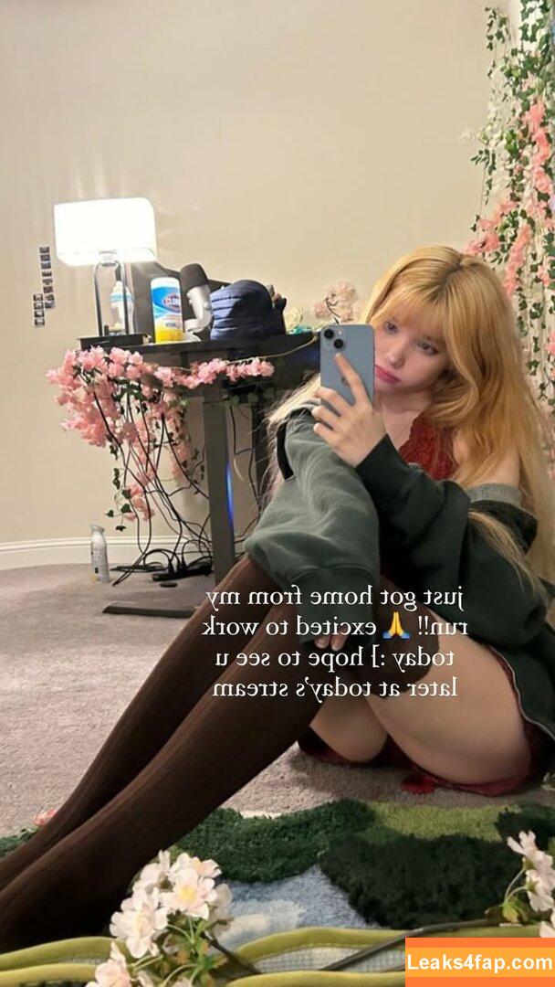 emmyuh / emmybeehz / emmyurr leaked photo photo #0123