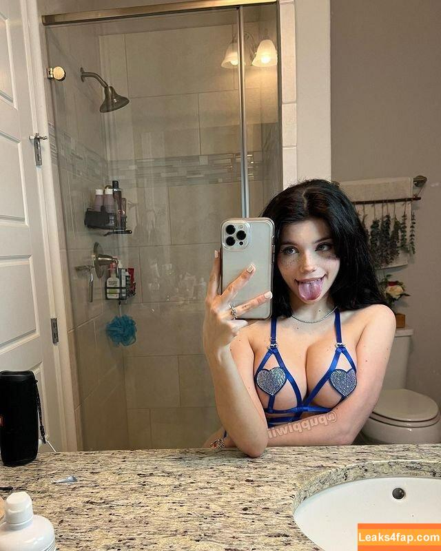 emmyuh / emmybeehz / emmyurr leaked photo photo #0125
