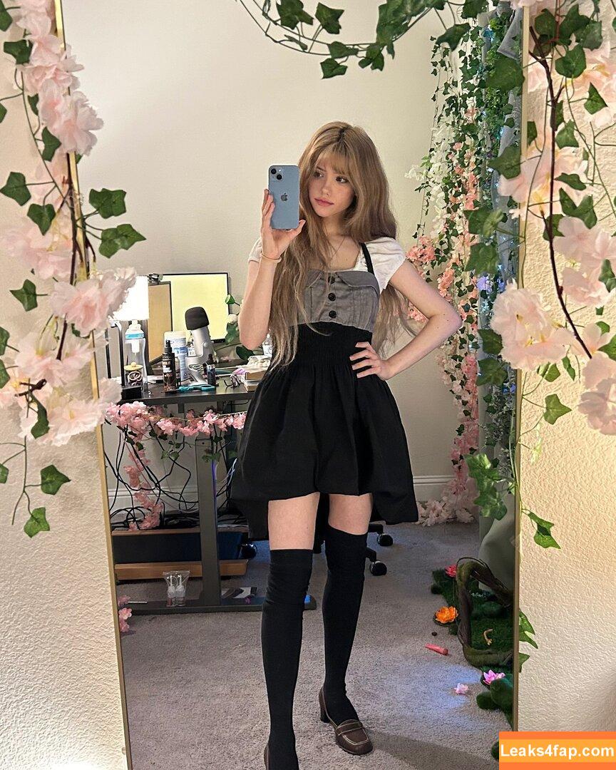 emmyuh / emmybeehz / emmyurr leaked photo photo #0141