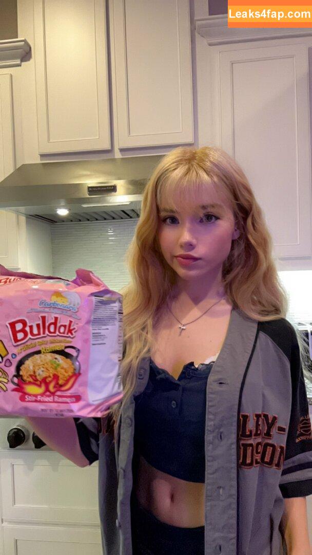 emmyuh / emmybeehz / emmyurr leaked photo photo #0163