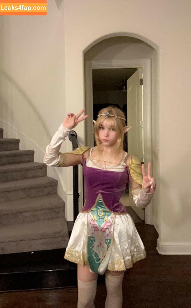 emmyuh / emmybeehz / emmyurr leaked photo photo #0164
