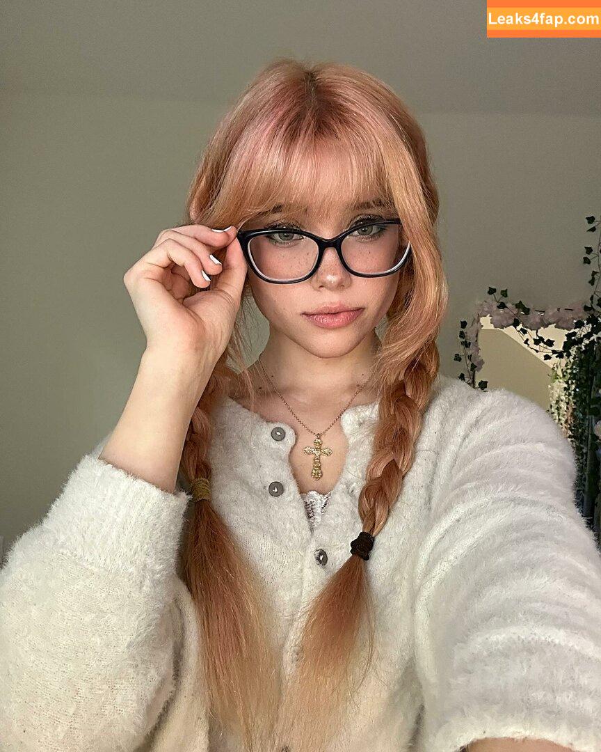 emmyuh / emmybeehz / emmyurr leaked photo photo #0168