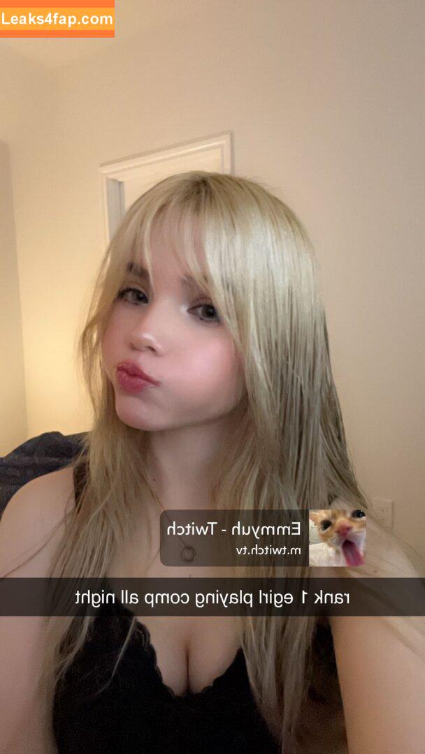 emmyuh / emmybeehz / emmyurr leaked photo photo #0184