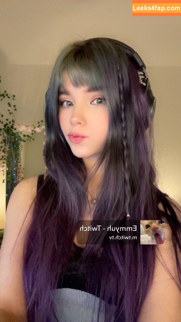 emmyuh / emmybeehz / emmyurr leaked photo photo #0210
