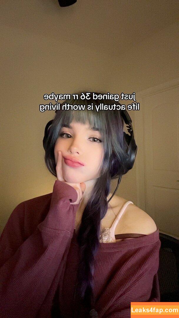 emmyuh / emmybeehz / emmyurr leaked photo photo #0231