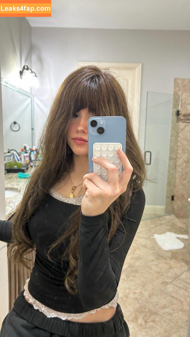 emmyuh / emmybeehz / emmyurr leaked photo photo #0239