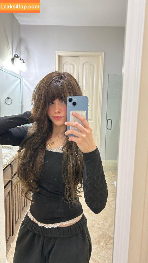 emmyuh / emmybeehz / emmyurr leaked photo photo #0240