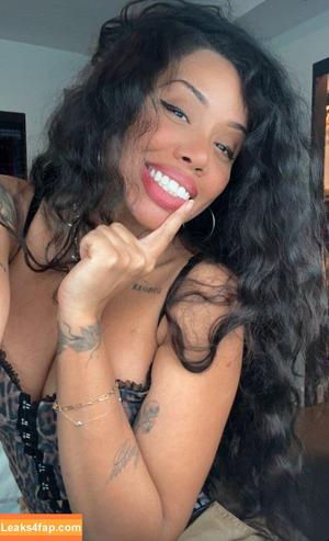 Ericka Bozeman photo #0042