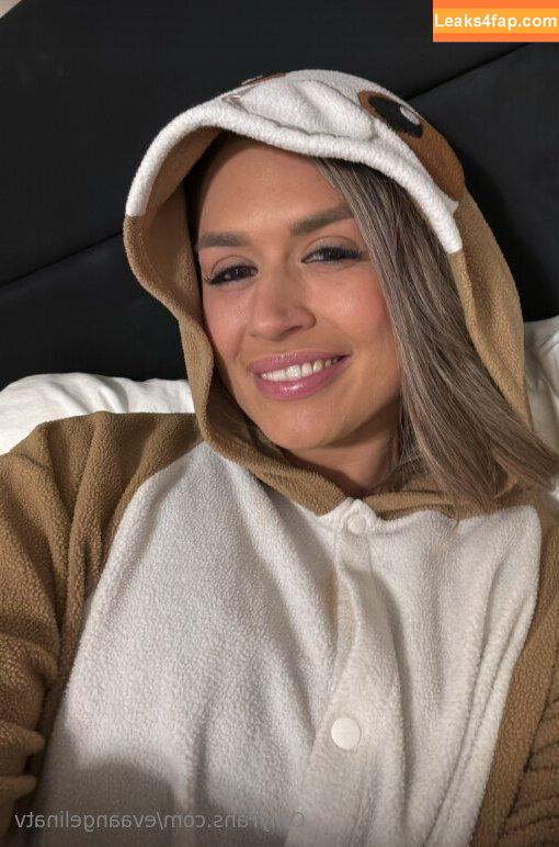 Eva Angelina / evaangelina.official / evaangelina.xoxo leaked photo photo #0110