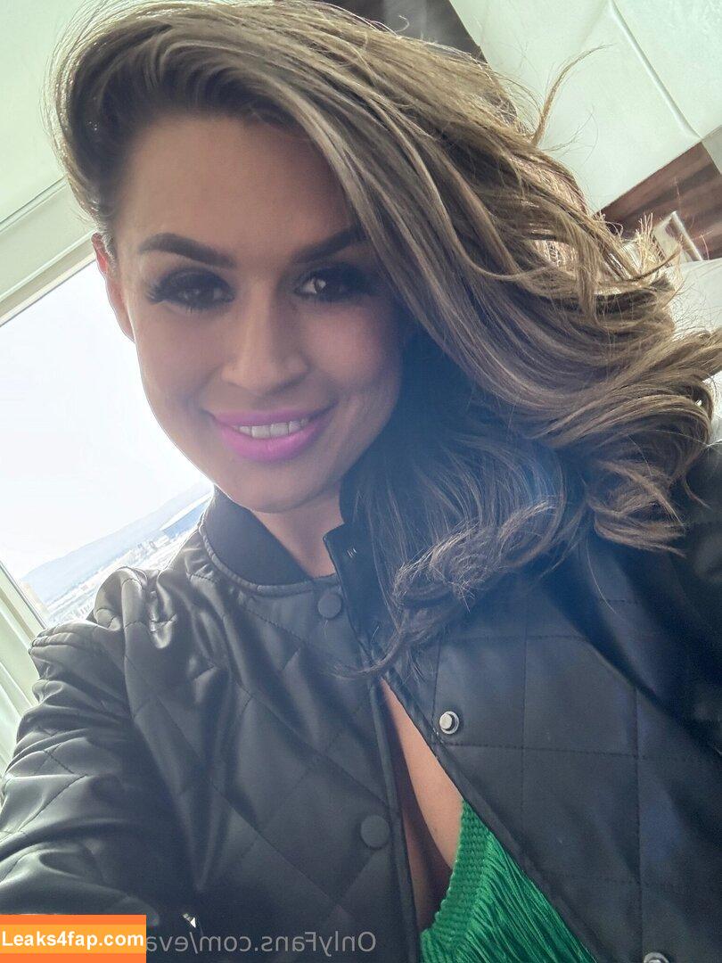 Eva Angelina / evaangelina.official / evaangelina.xoxo leaked photo photo #0132