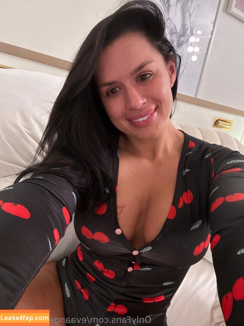 Eva Angelina / evaangelina.official / evaangelina.xoxo leaked photo photo #0298