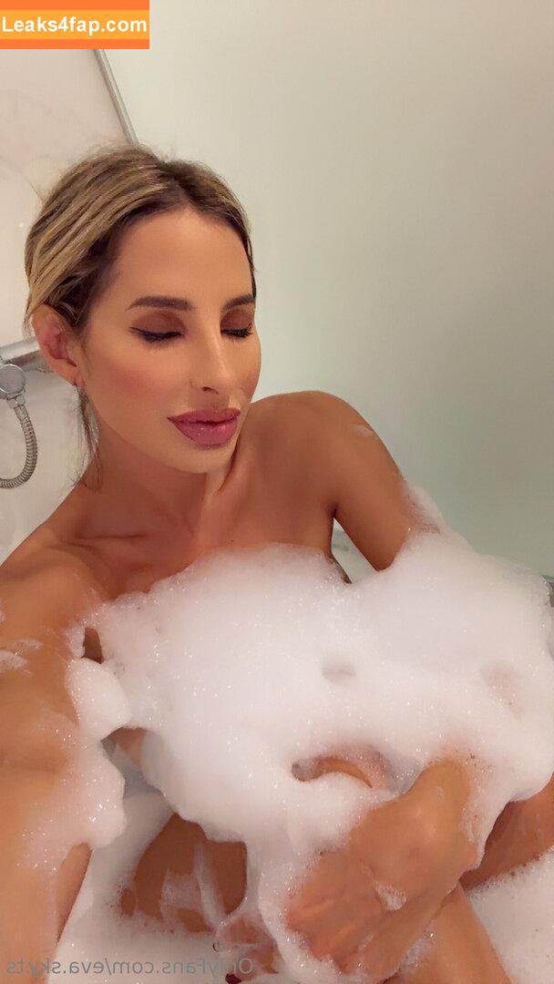 eva.sky.ts / evaskye leaked photo photo #0016