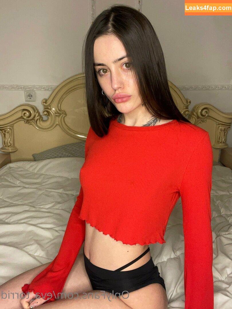 eva_torrid / evatori leaked photo photo #0027