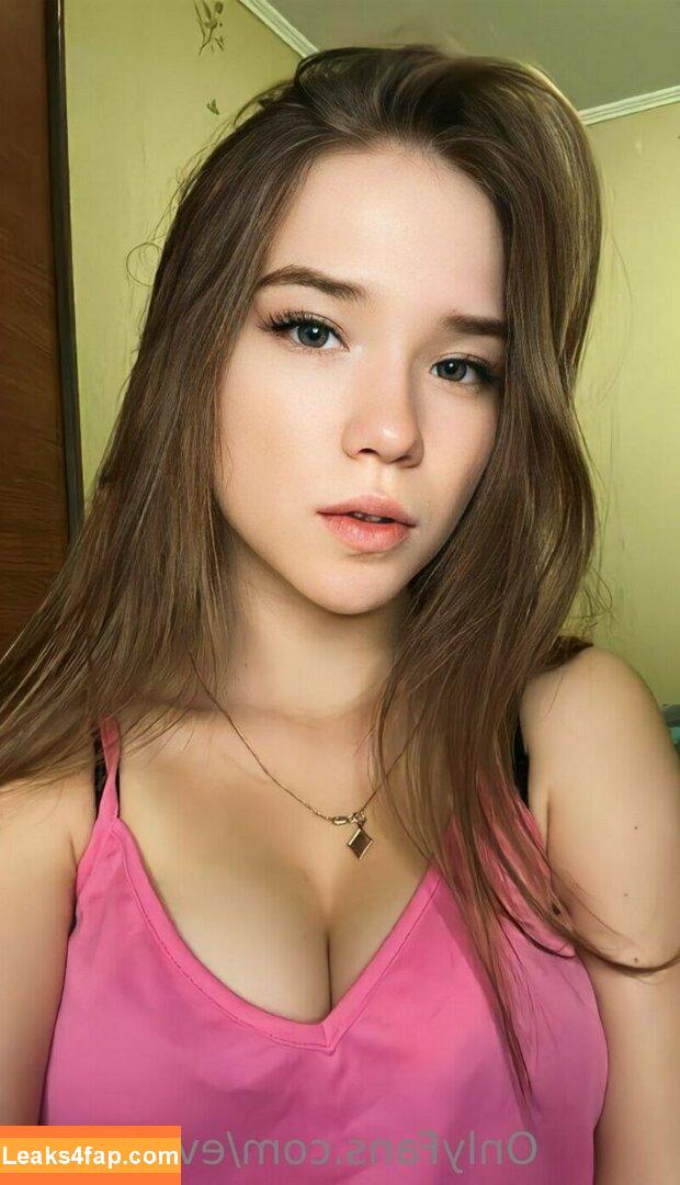 eva_torrid / evatori leaked photo photo #0213