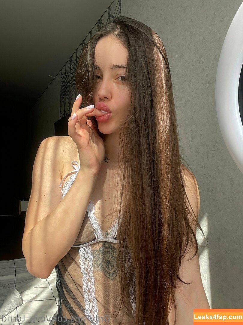 eva_torrid / evatori leaked photo photo #0301