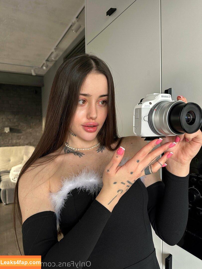 eva_torrid / evatori leaked photo photo #0333