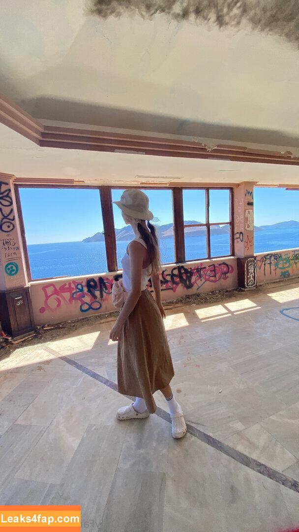 evaava / _evaava_ leaked photo photo #0094