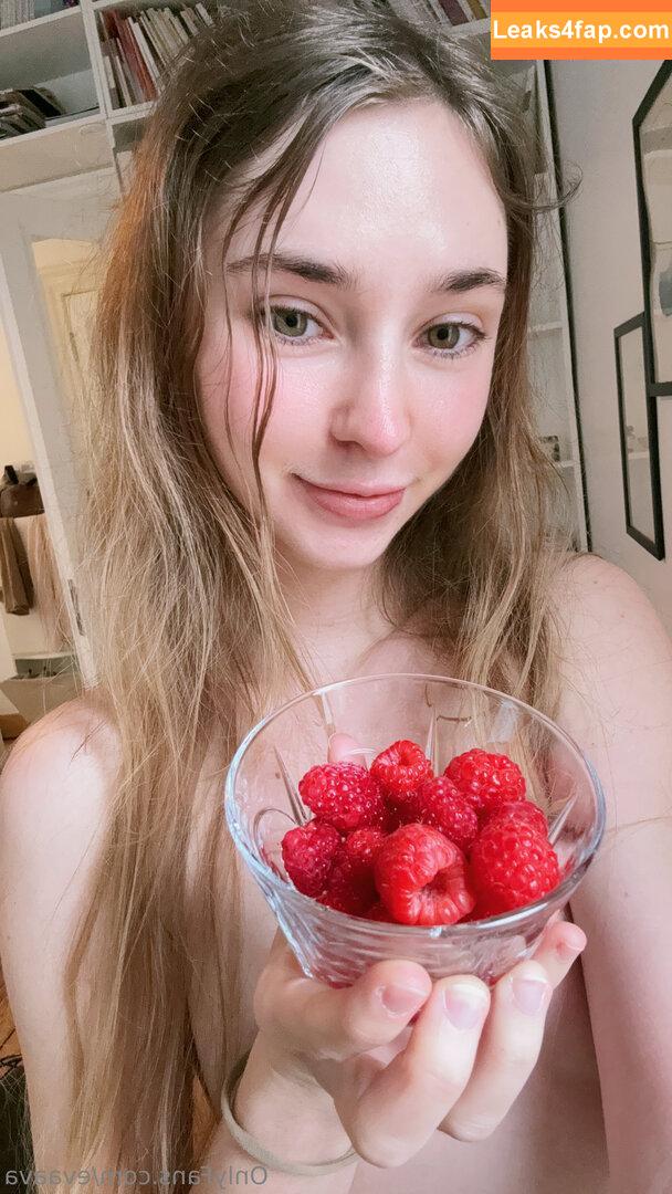 evaava / _evaava_ leaked photo photo #0096