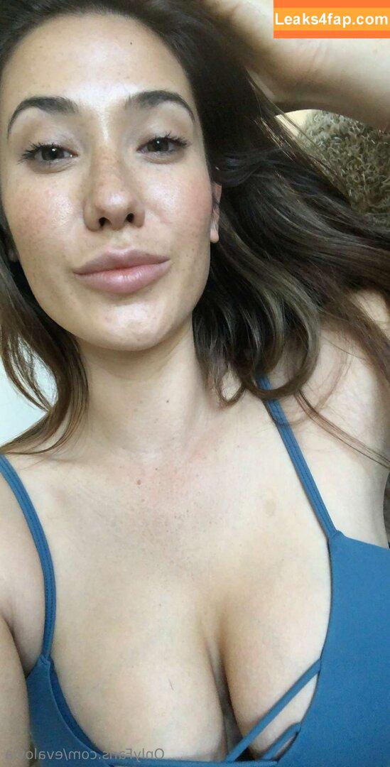 evalovia /  leaked photo photo #0350