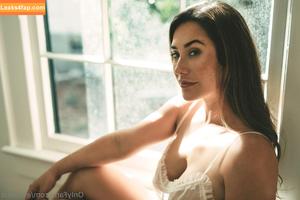 evalovia photo #0332