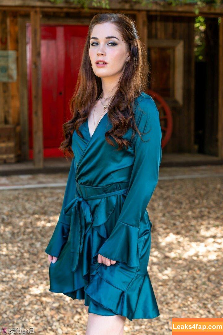 Evelyn Claire / LuvEvelynClaire / clubevelynclaire / evelynclaire.xoxo / officialevelynclaire leaked photo photo #0168